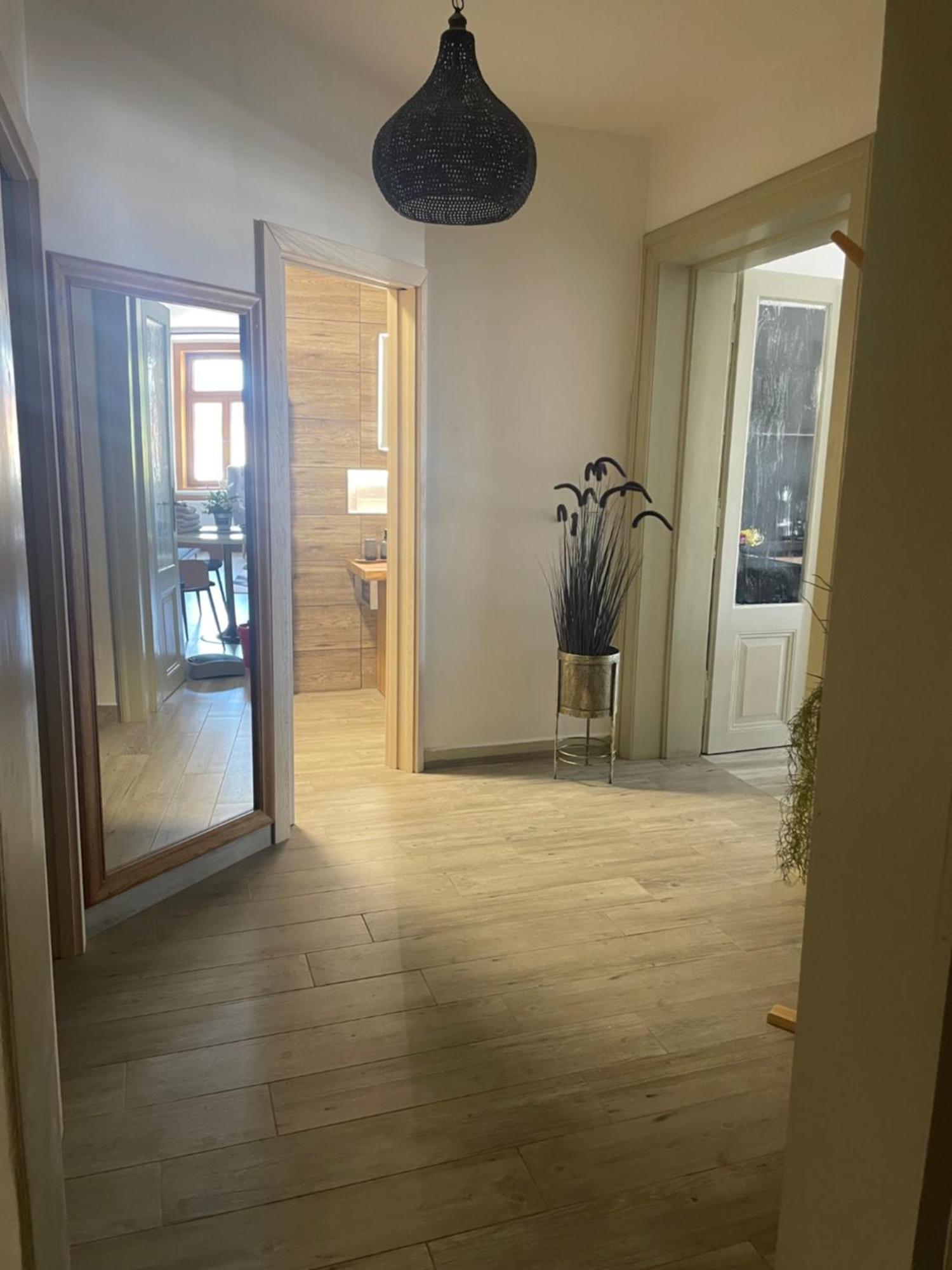 Apartment 184 - *